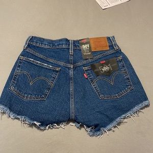 NWT Levi 501 high rise shorts